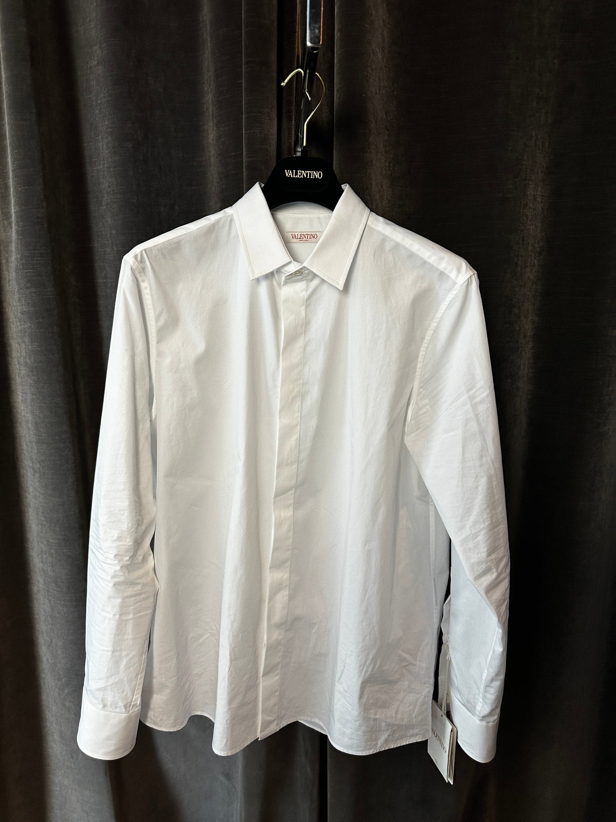 VALENTINO WHITE HIDDEN PLACKET $650